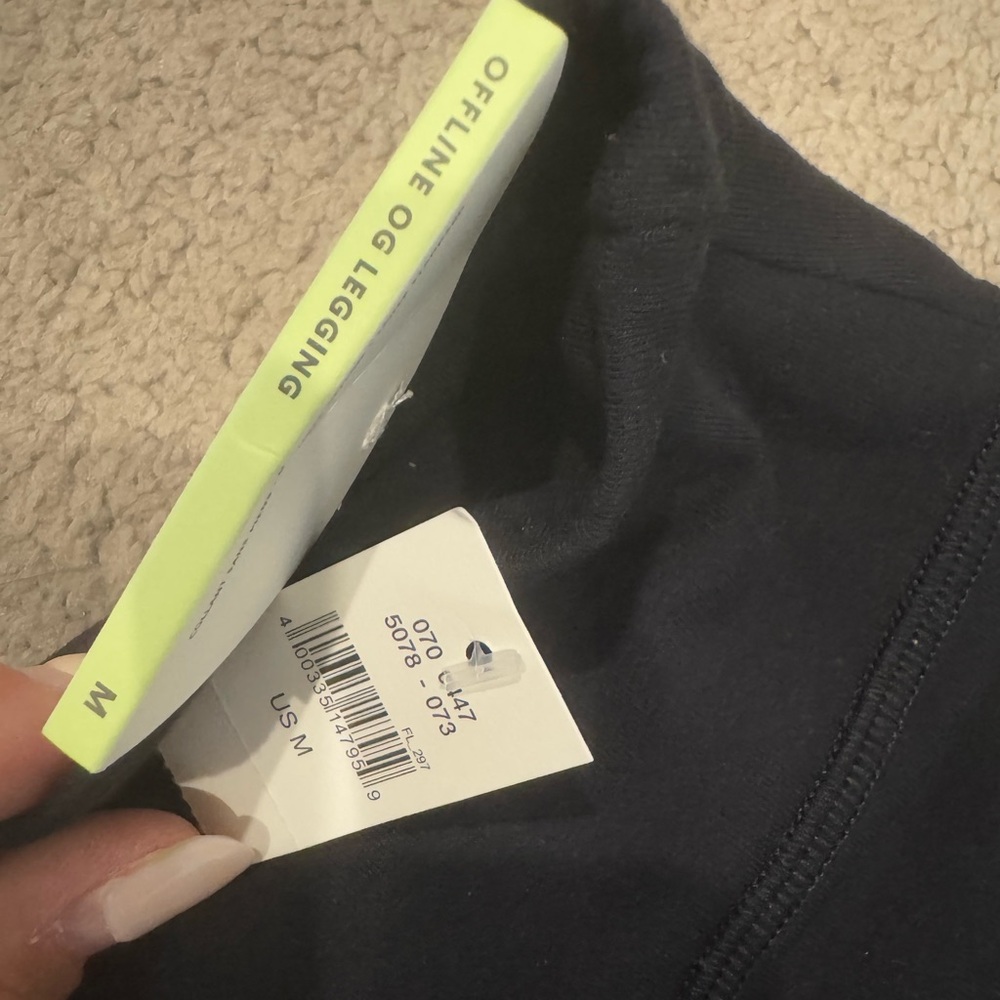 NWT OFFLINE by Aerie Black Leggings size medium